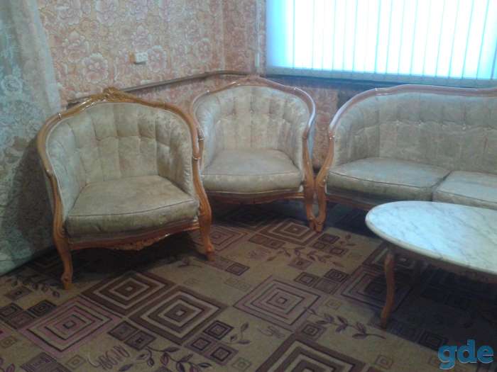 Набор мебели антикварной из ОАЭ, фотография 2