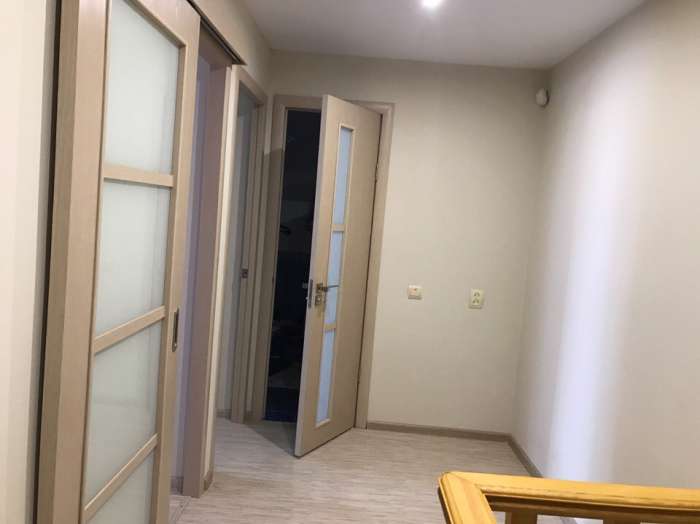 Продается трехкомнатная квартира, фотография 6