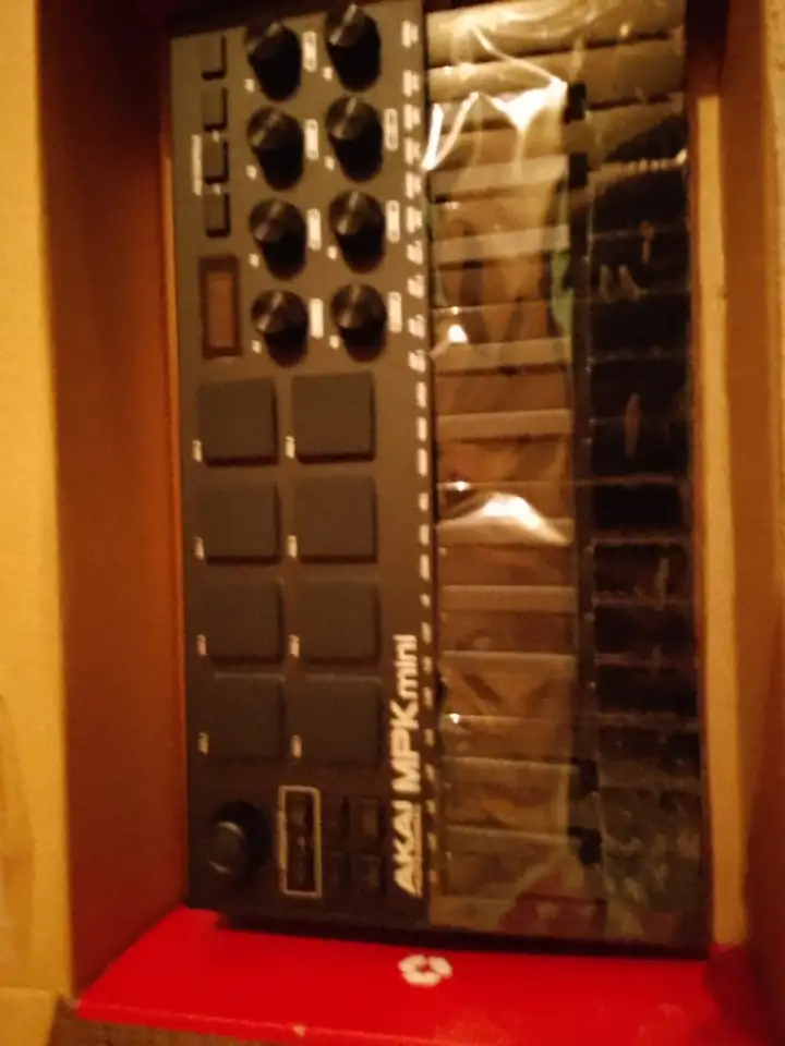 Mpk mini akai синтезатор, фотография 3