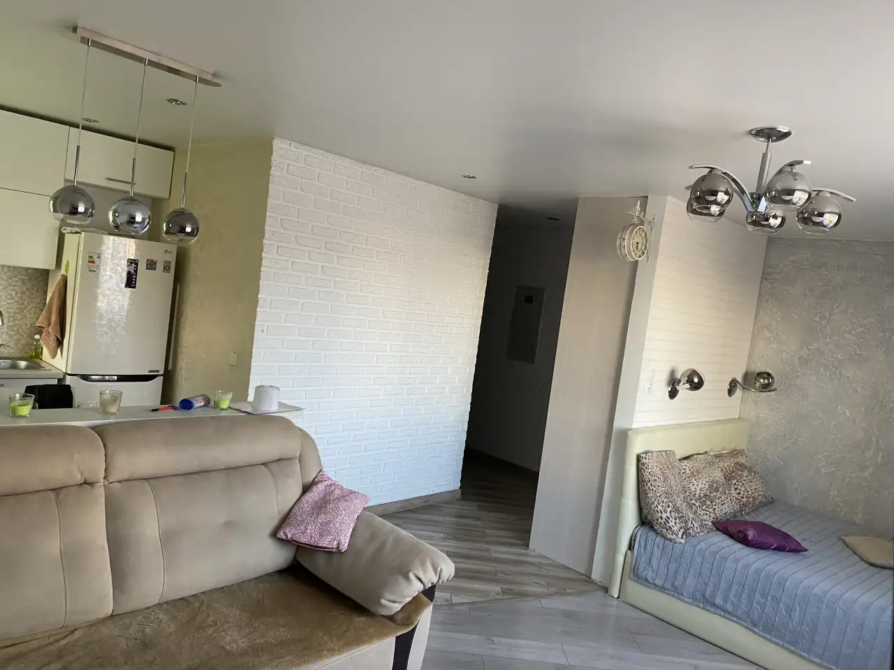 Сдача квартиры на часы . Сутки, Космонавтов 6 Б, фотография 1