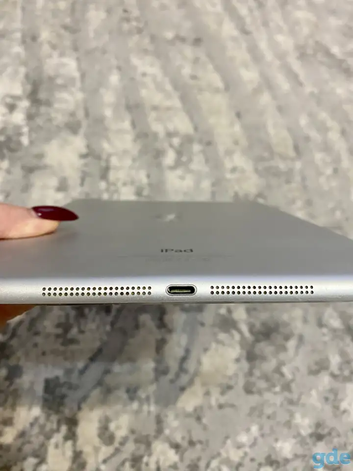Планшет Apple iPad Air, фотография 4