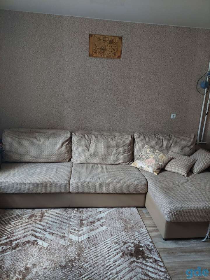 Угловой диван и 2 кресла кровати, фотография 1