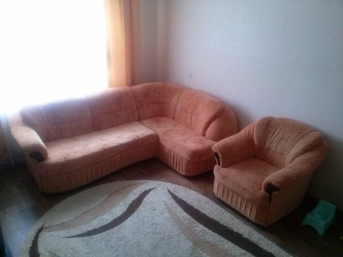 Продам угловой диван б/у + кресло, фотография 1