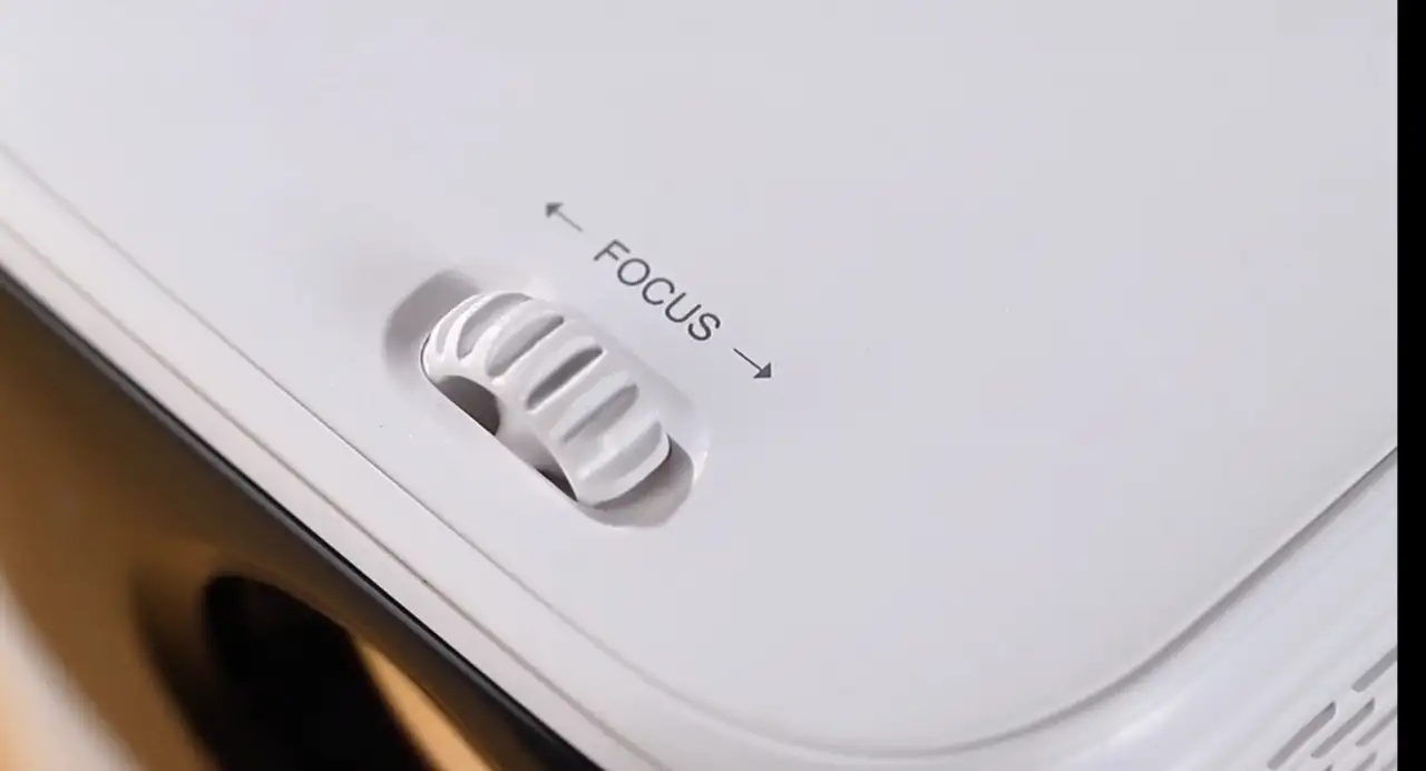 Проектор UMIIO Q1 с HDMI, фотография 2