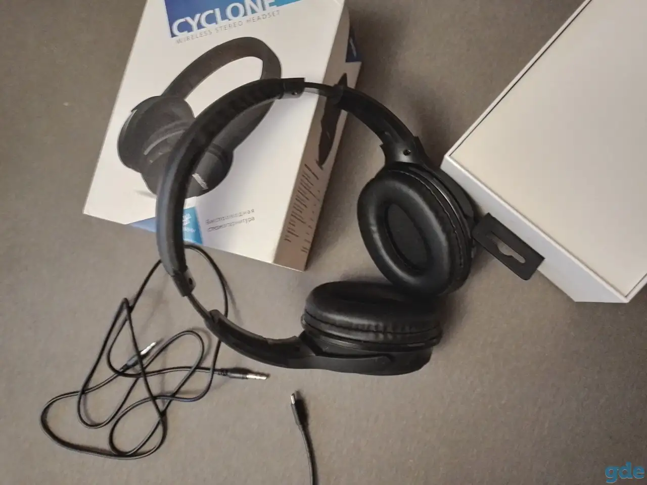 SmartBuy Cyclone SBH-7030 Беспроводные наушники, фотография 1