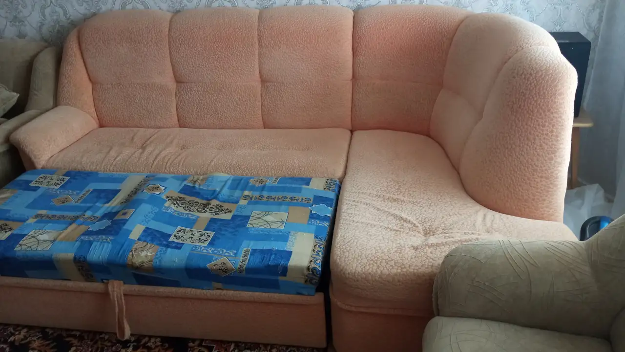 Диван и кресло, фотография 2