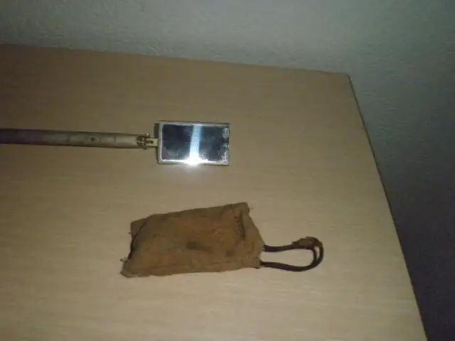 Продаю поворотное зеркало на длинной ручке с подсветкой, фотография 2