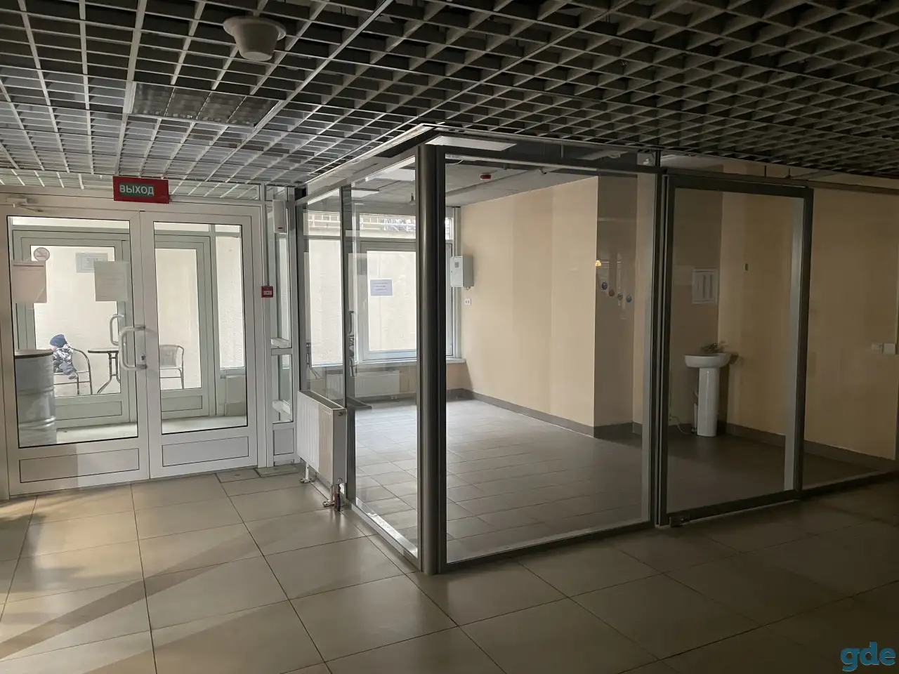 сдам в анренду на длительный срок помещение 15,8м2 метро ВОСТОК, фотография 2