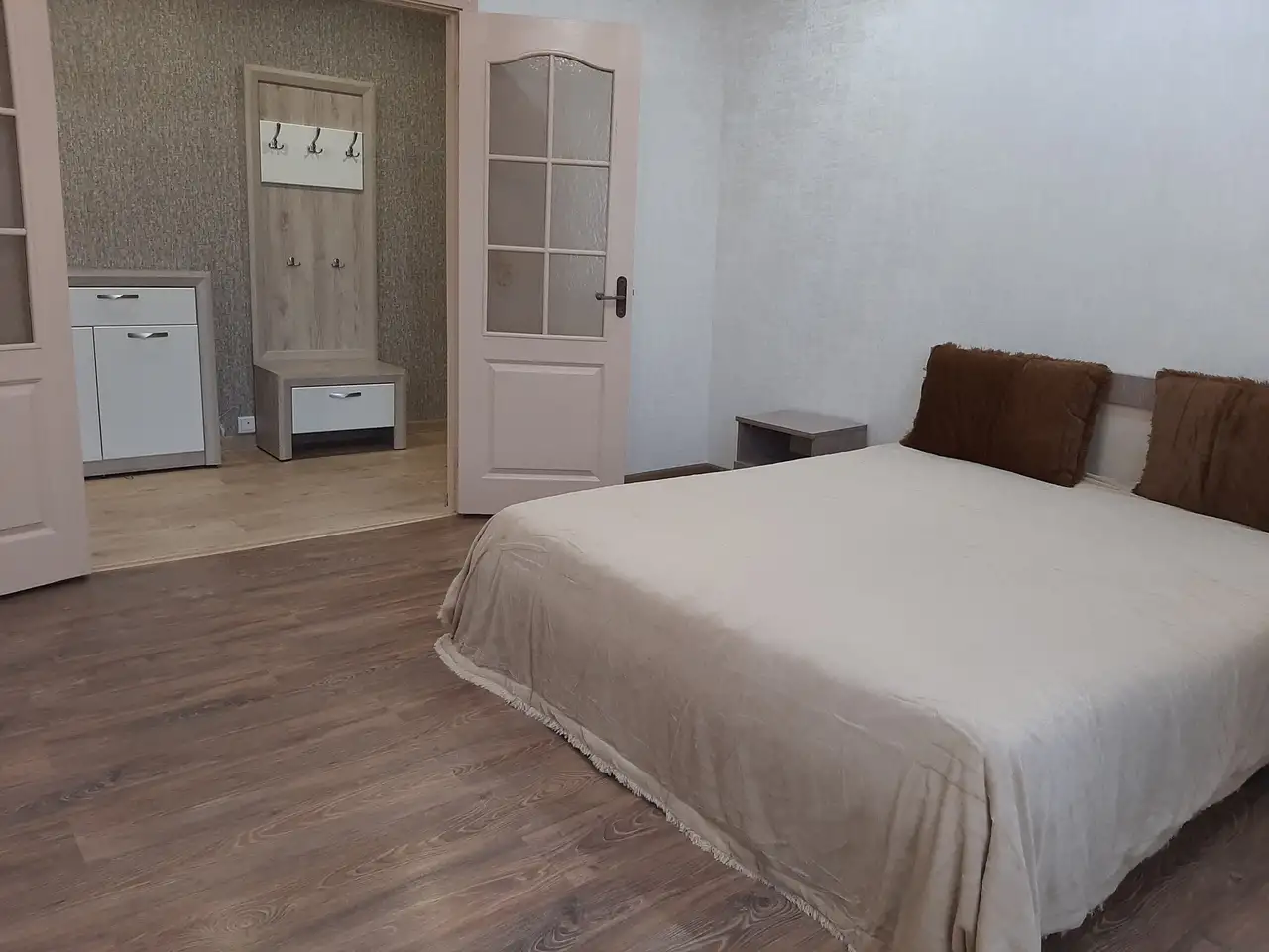 Сдам квартиру на сутки в центре Ленина 4, фотография 1