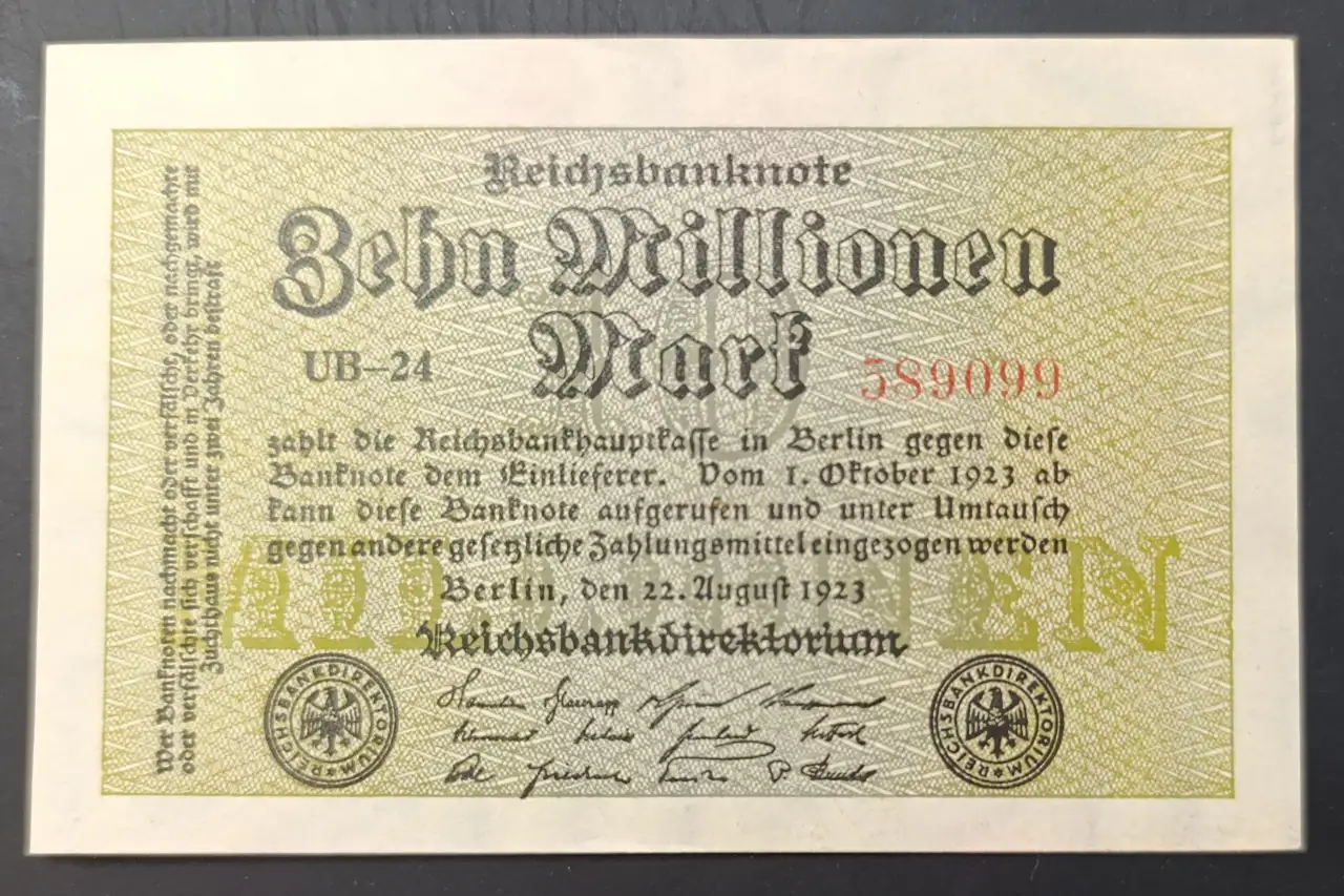 Банкнота 10 миллионов марок 1923 UNC, фотография 1