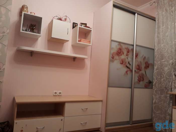 Продам комплект детской мебели для девочки.б/у, фотография 1
