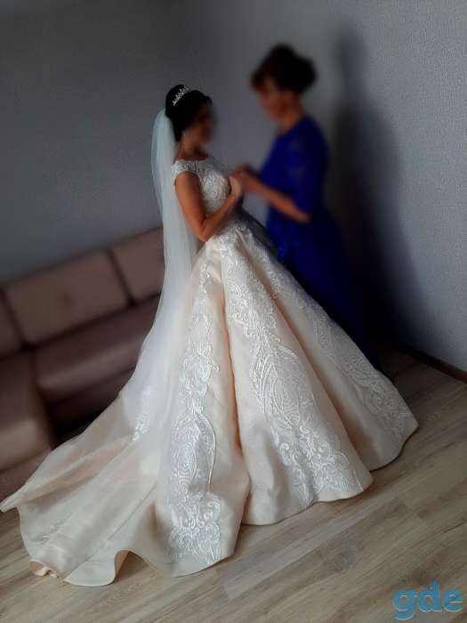 Свадебное платье, фотография 3