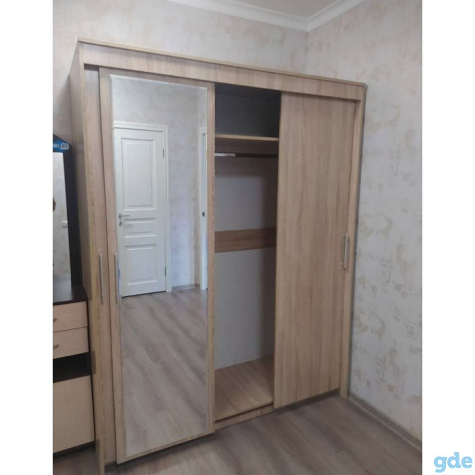 Шкаф-купе Феникс ШК-20  с зеркалом, фотография 3