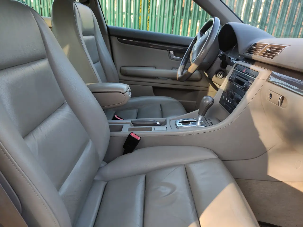 Продажа авто Audi A4, фотография 3