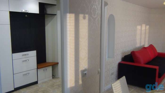 Продам  2 комнатную   квартиру 70 м.кв, фотография 3