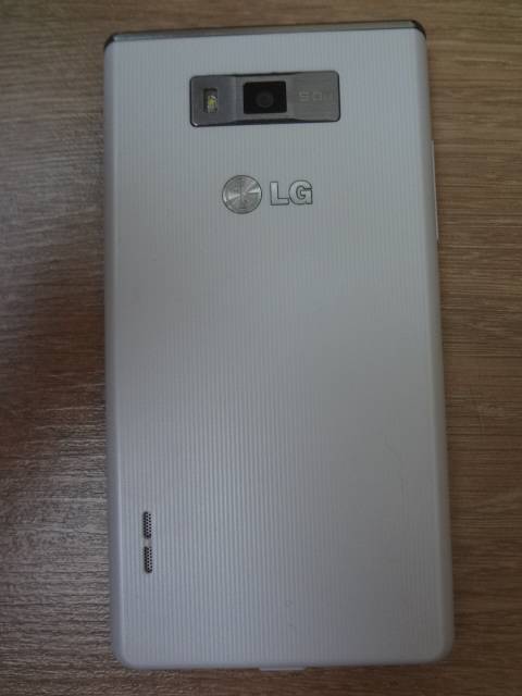 Продам срочно LG P705 Optimus L7 White, фотография 6