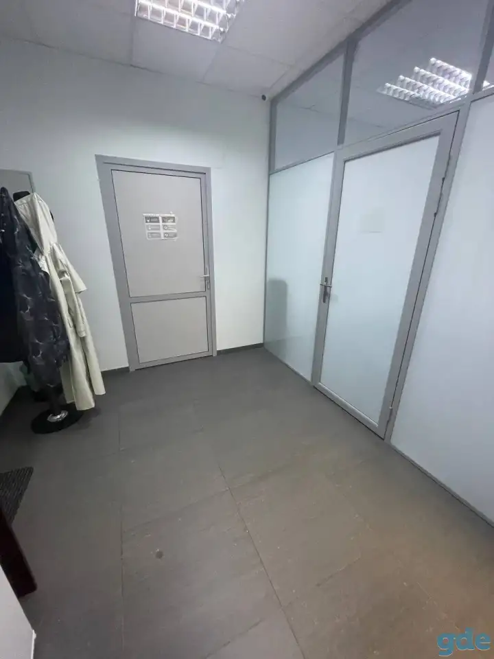 Сдаётся помещение в аренду в бизнес-центре по адресу ул. Платонова 20Б, корпус 4, фотография 1