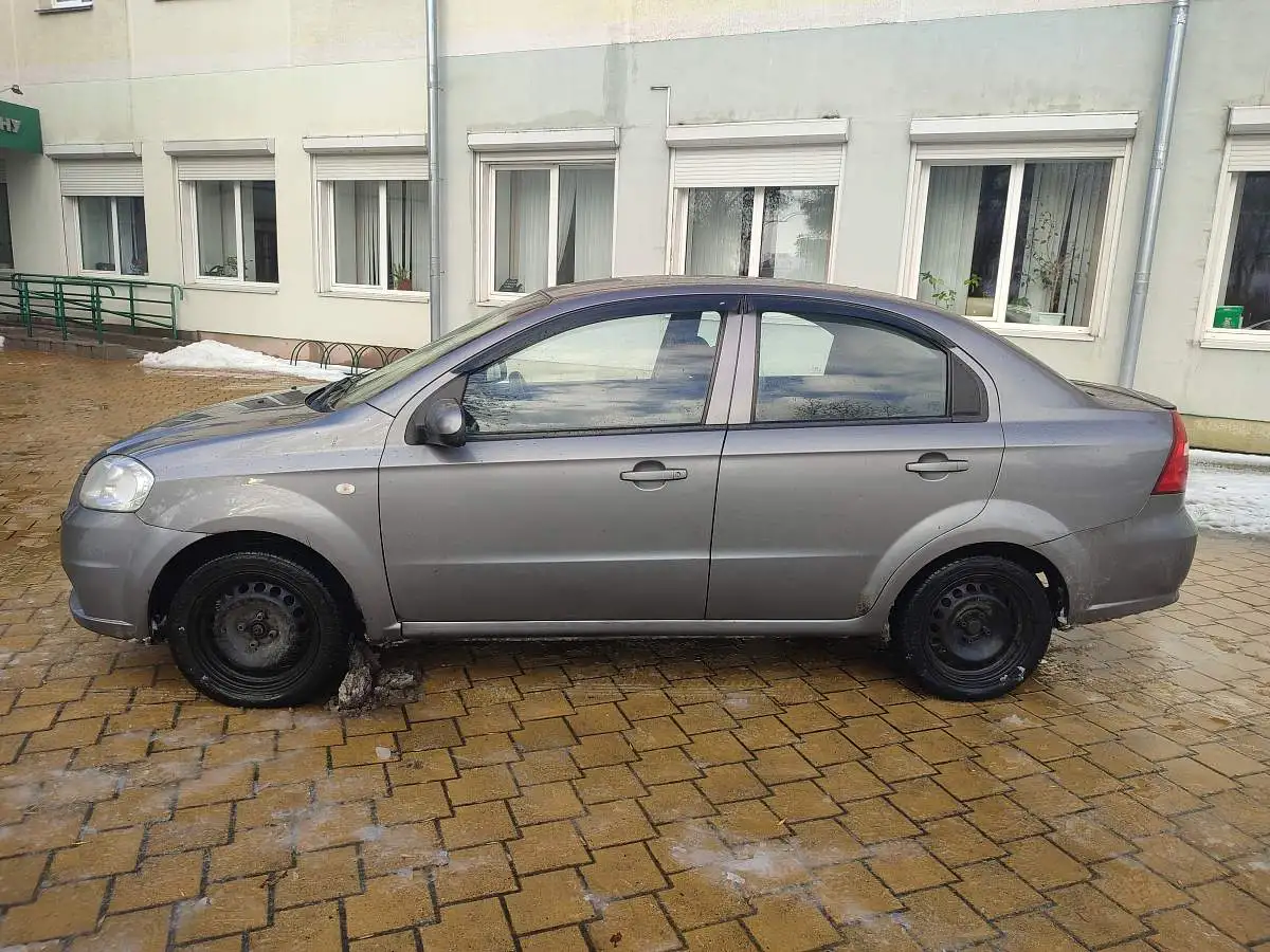 Продажа автомобиля Chevrolet Aveo, фотография 5