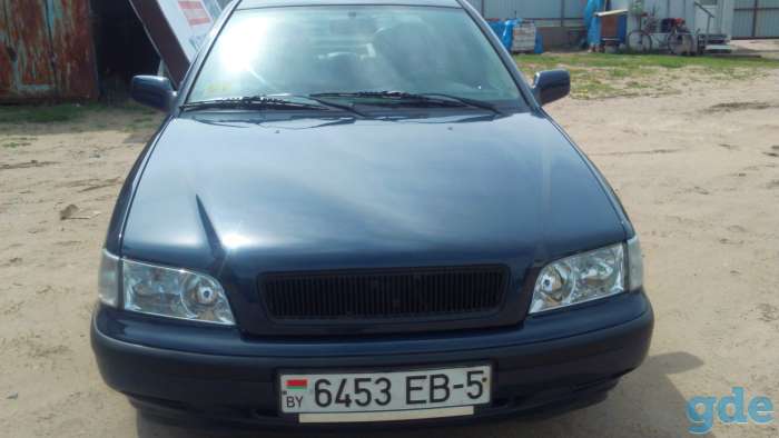 Volvo S40  1998г, фотография 2