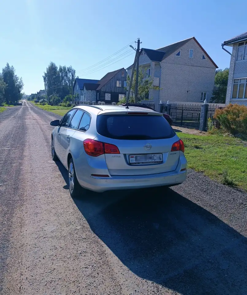 Opel Astra j (2015 г.) / Опель астра j 2015, фотография 5