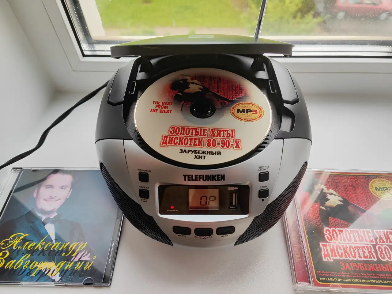 Стереомагнитола TELEFUNKEN-CSRP3447 c CD, фотография 2