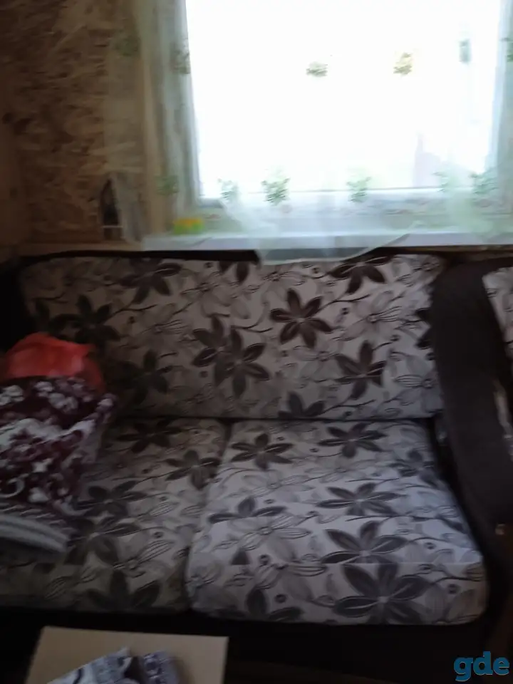 Большой диван, фотография 1