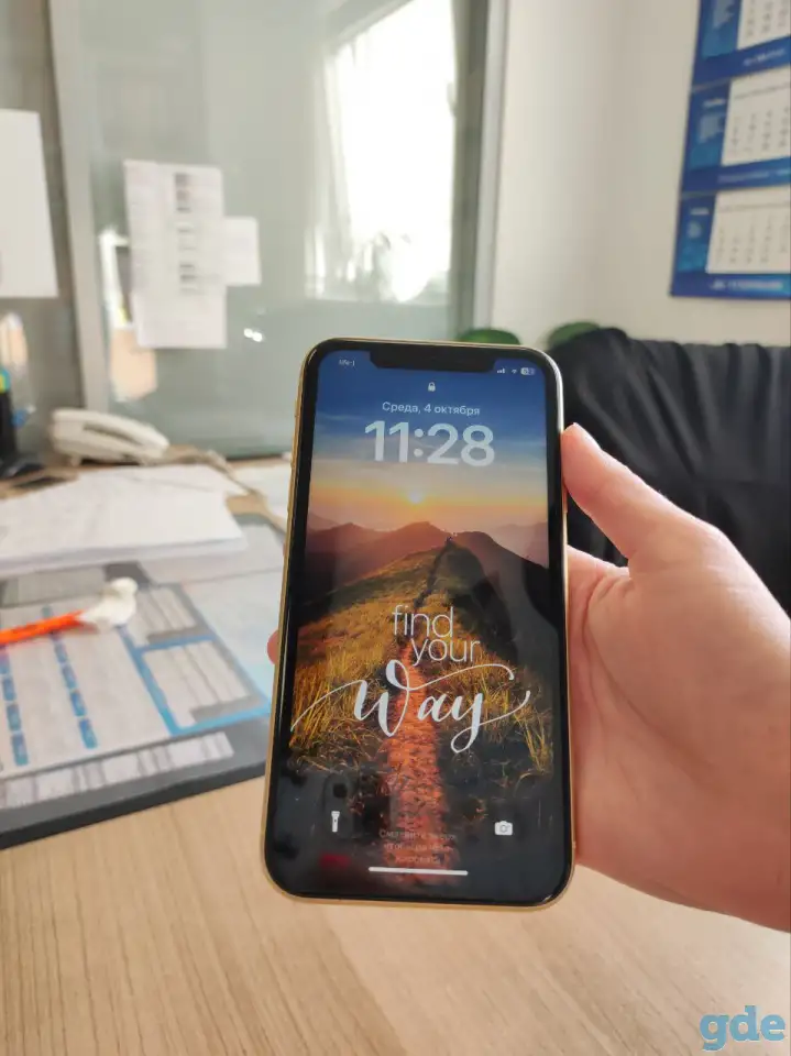 Продается Iphone XR на 128 GB желтого цвета, фотография 4