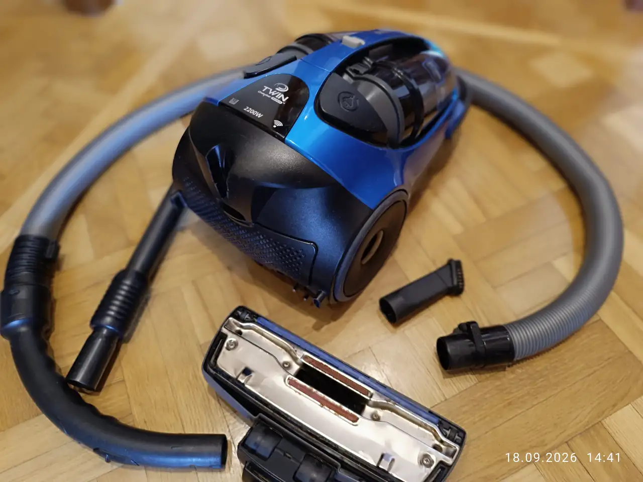 Пылесос Samsung SC885B. Экстремально мощный 2200 вт, фотография 3