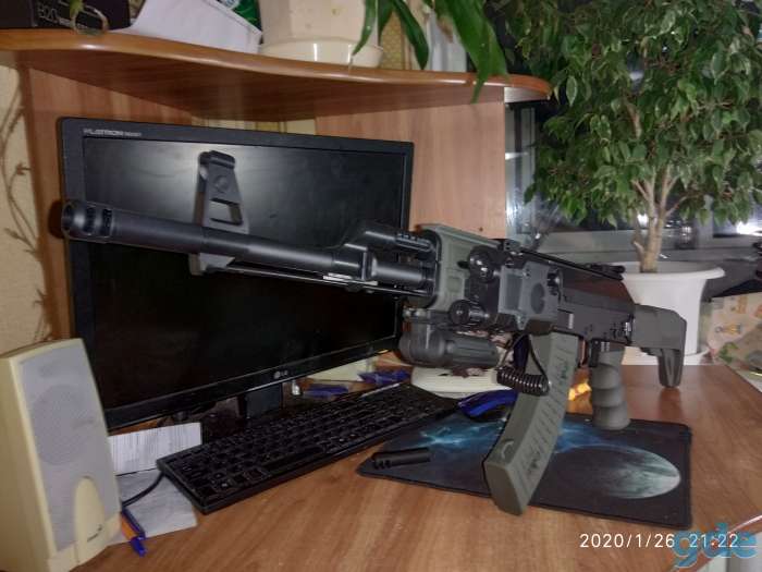 Гидробольный привод (автомат стреляющий орбизами, гидрогелевое оружие), фотография 1