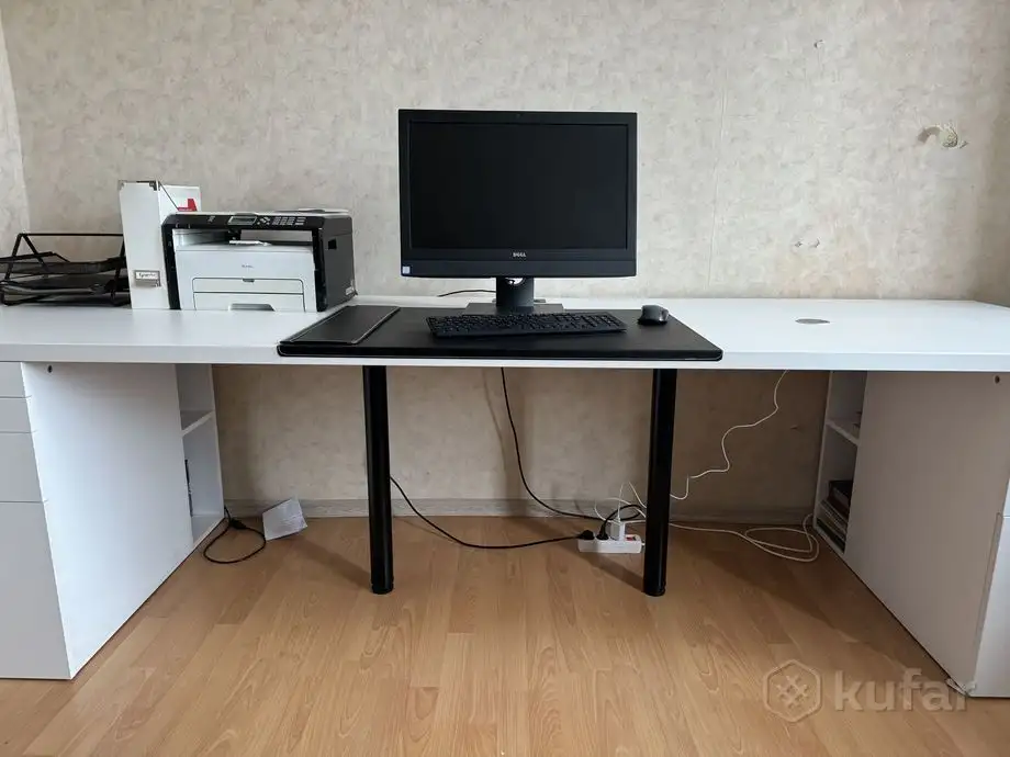 Стол руководителя, фотография 1
