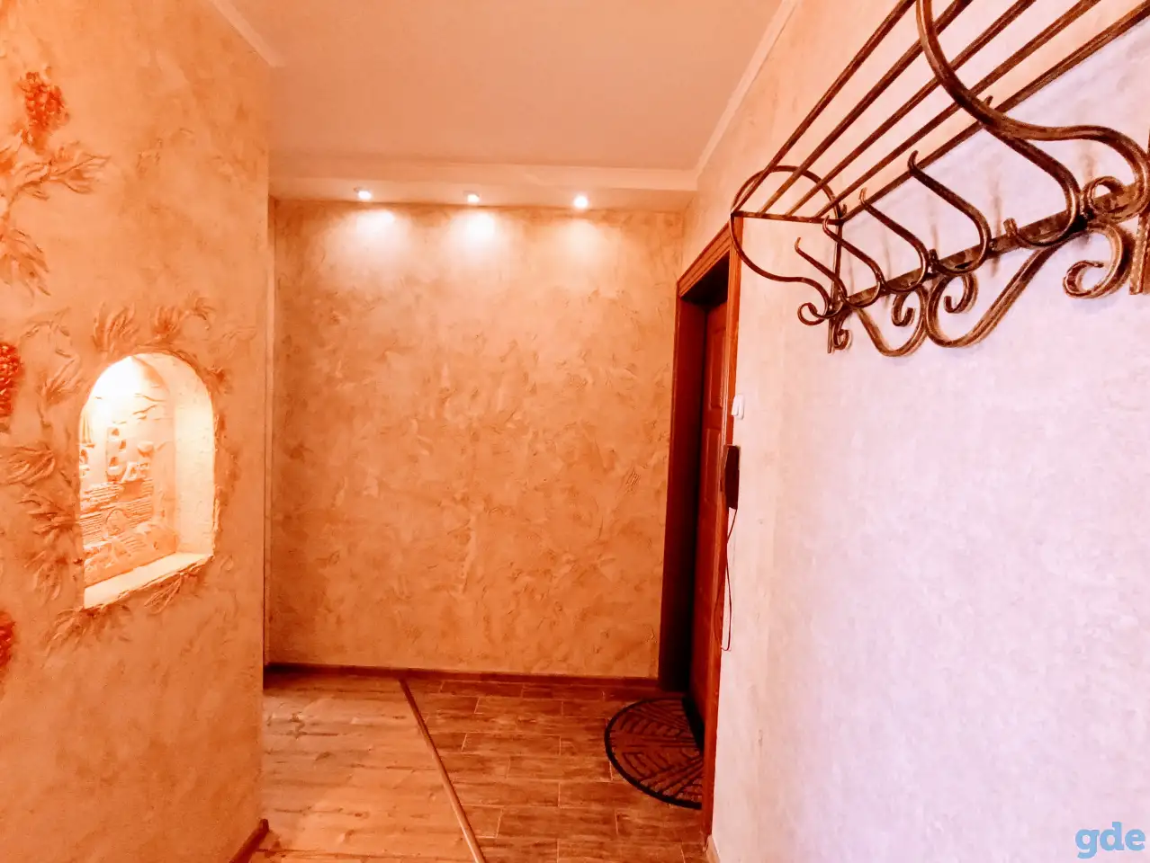 Квартира рядом с Тринити, Проспект Клецкова 25, фотография 2