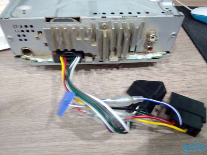 USB-магнитола Pioneer MVH150, фотография 2