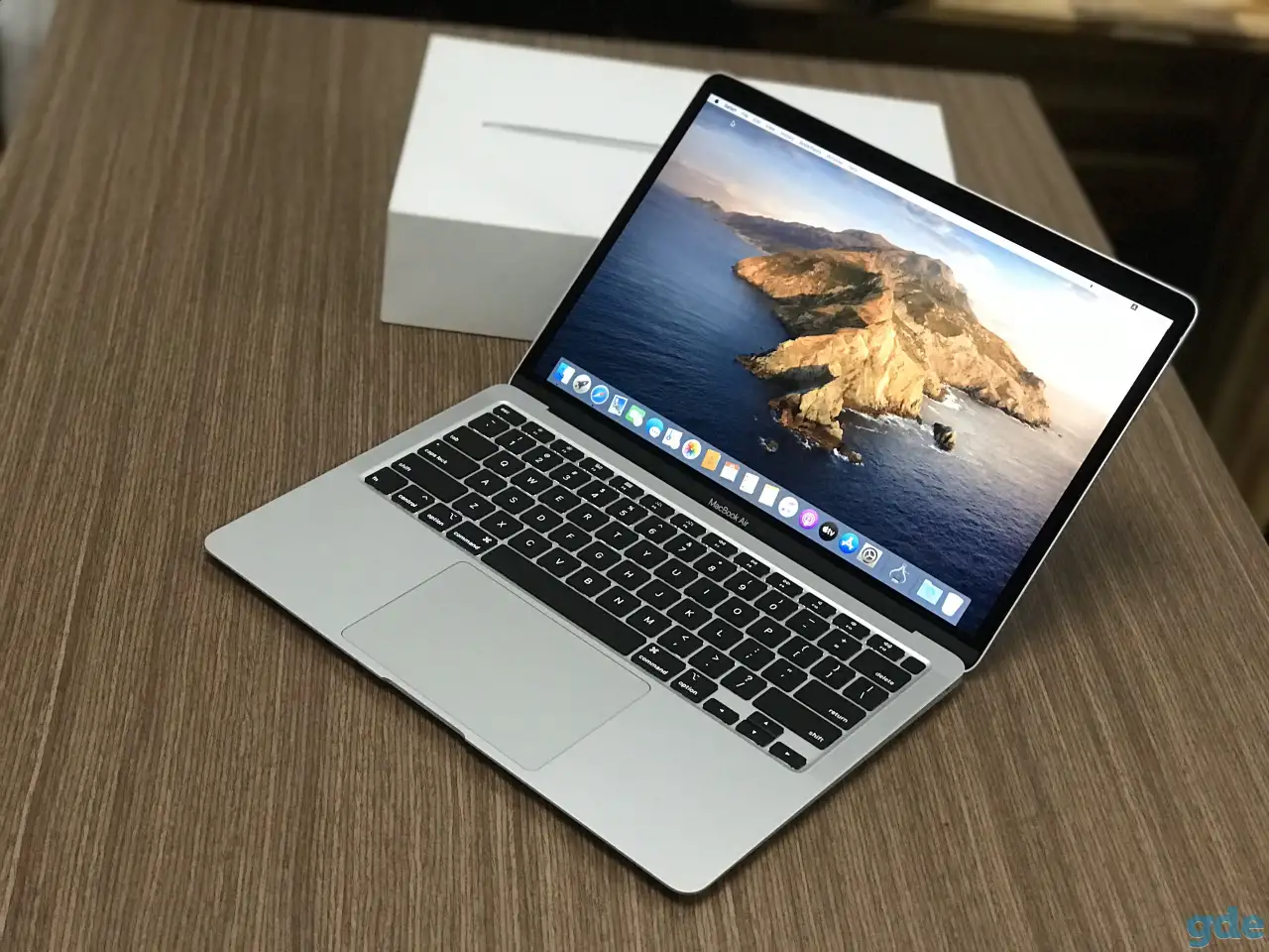 Apple MacBook Air 13 M1 256 GB, фотография 2