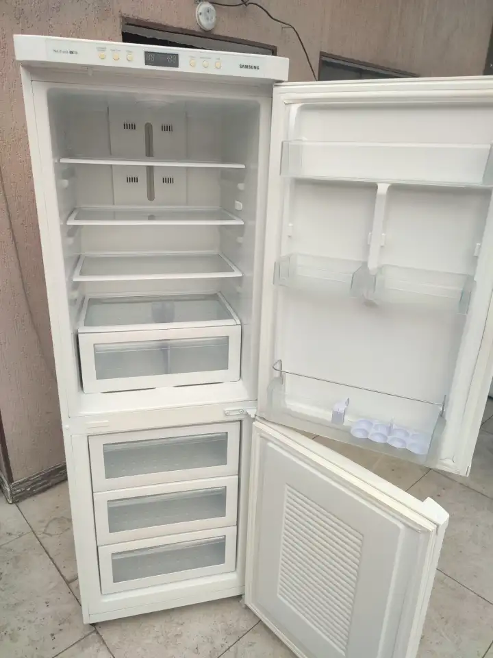 Холодильник Samsung Full No Frost. Доставка, фотография 3