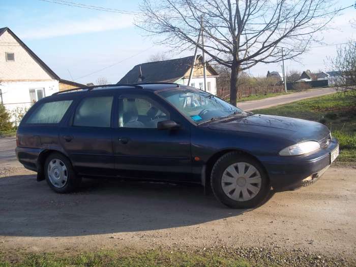 Ford Mondeo 1 2.0i, фотография 1