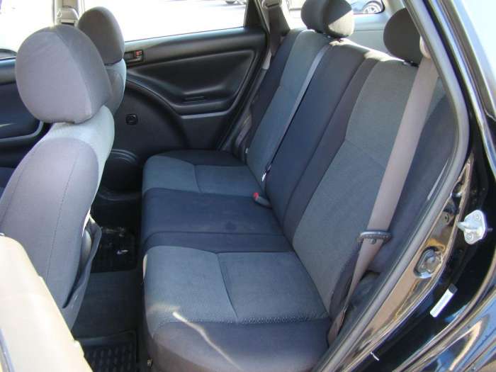 Комфортный и удобный Toyota Matrix, фотография 9