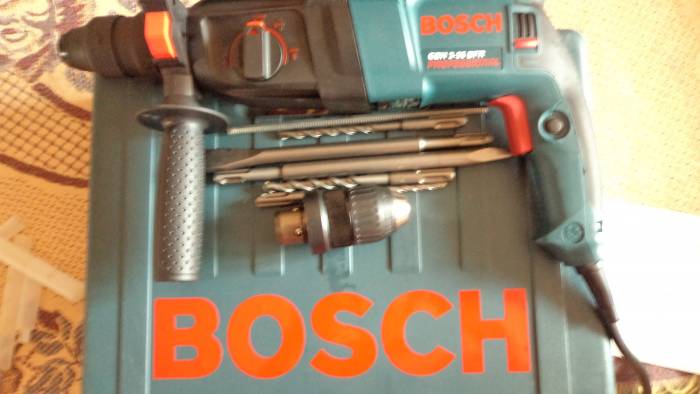 Перфоратор Bosch. Новый, фотография 4