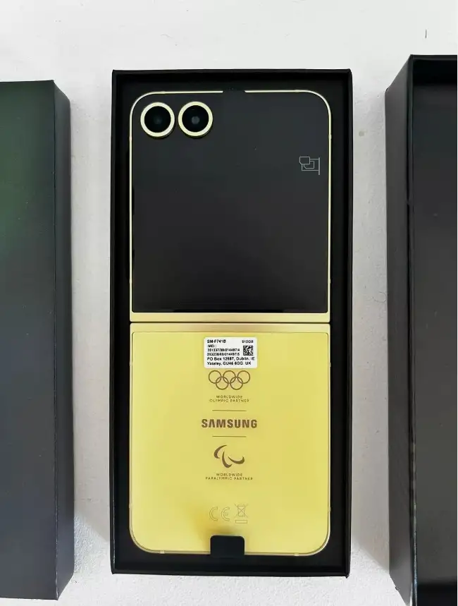 Samsung Galaxy Z флип6, фотография 4