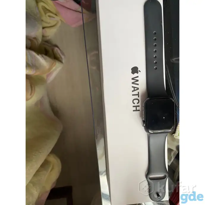 Часы Apple Watch se 44 mm, фотография 2