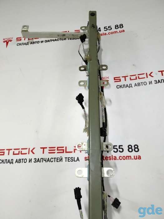 Зап. части для авто Tesla. Распорка-усилитель (шина) основной батареи (энерго распределяющий) Tesla model SE, фотография 3