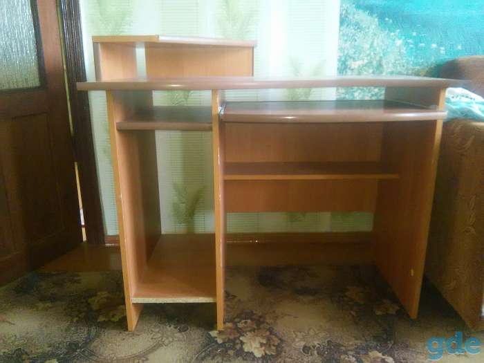 Продам компьютерный стол, фотография 3