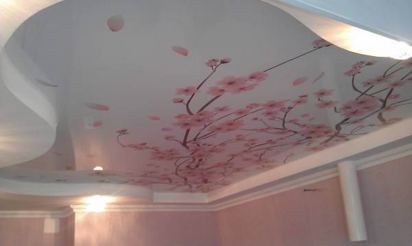 Натяжные потолки в Бресте, фотография 4