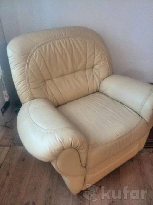Продам кожаный диван с креслом, фотография 1