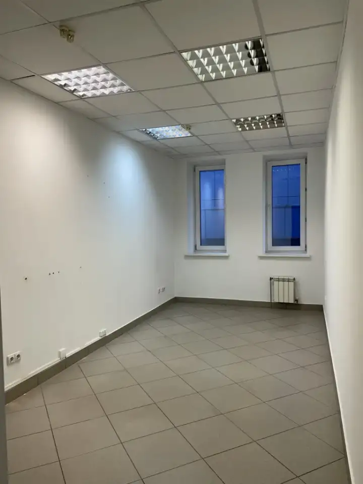 Сдам в аренду офисное помещение 15 м2, п-кт Дзержинского, 69, к. 2, каб.209, фотография 2