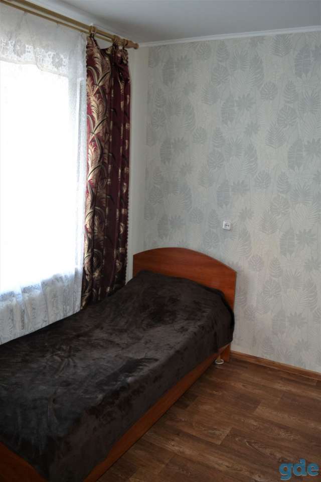 трехкомнатная квартира на сутки, ул. Социалистическая 28, фотография 2
