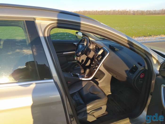 Продам авто Volvo XC60, фотография 4