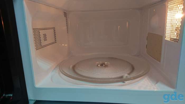 Микроволновая печь Midea EM720CKE, фотография 2