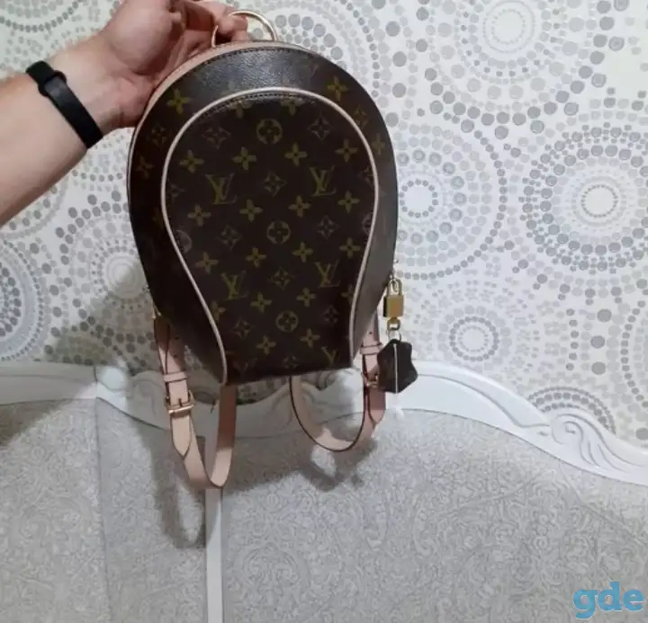 Louis Vuitton, фотография 1