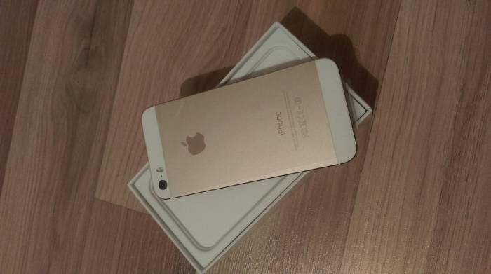 Apple iPhone 5s 16 Gb Gold! Новый!, фотография 1