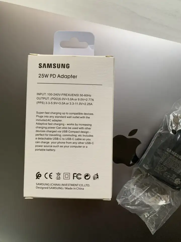 Блок зарядного Samsung, фотография 2